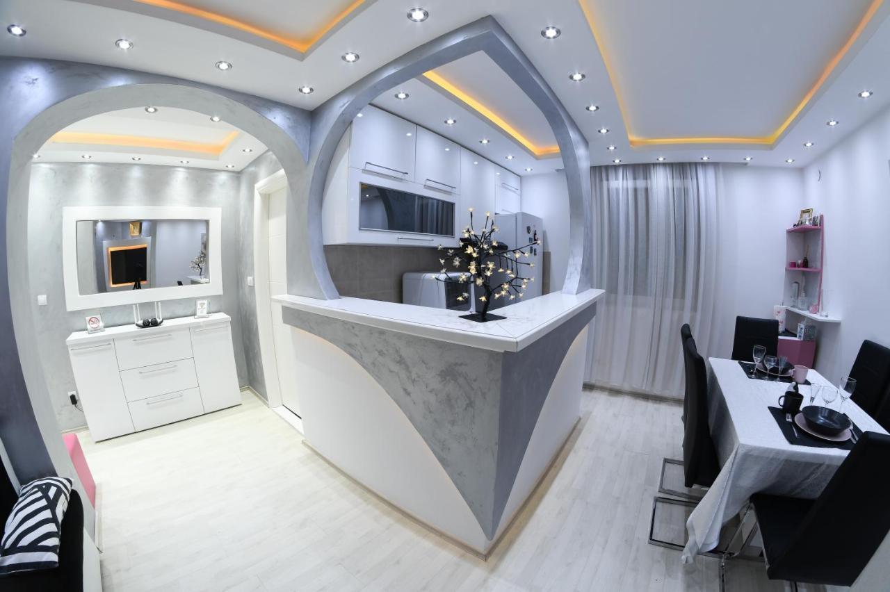 Apartment "Mastef" เบลเกรด ภายนอก รูปภาพ