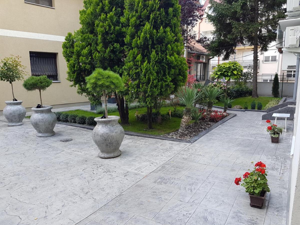 Apartment "Mastef" เบลเกรด ภายนอก รูปภาพ